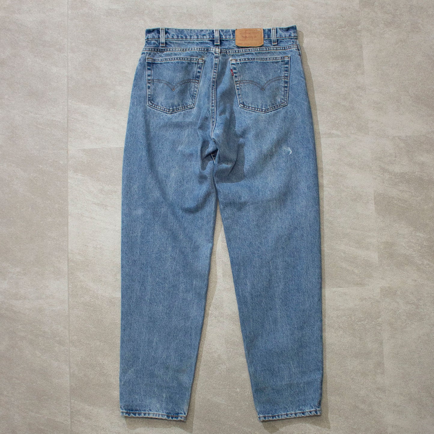 550 RELAXED FIT TAPERED LEG Made in USA