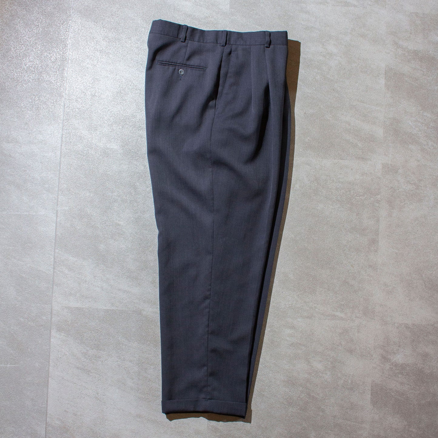 2tuck Wide Tapered Slacks / Charcoal Gray
