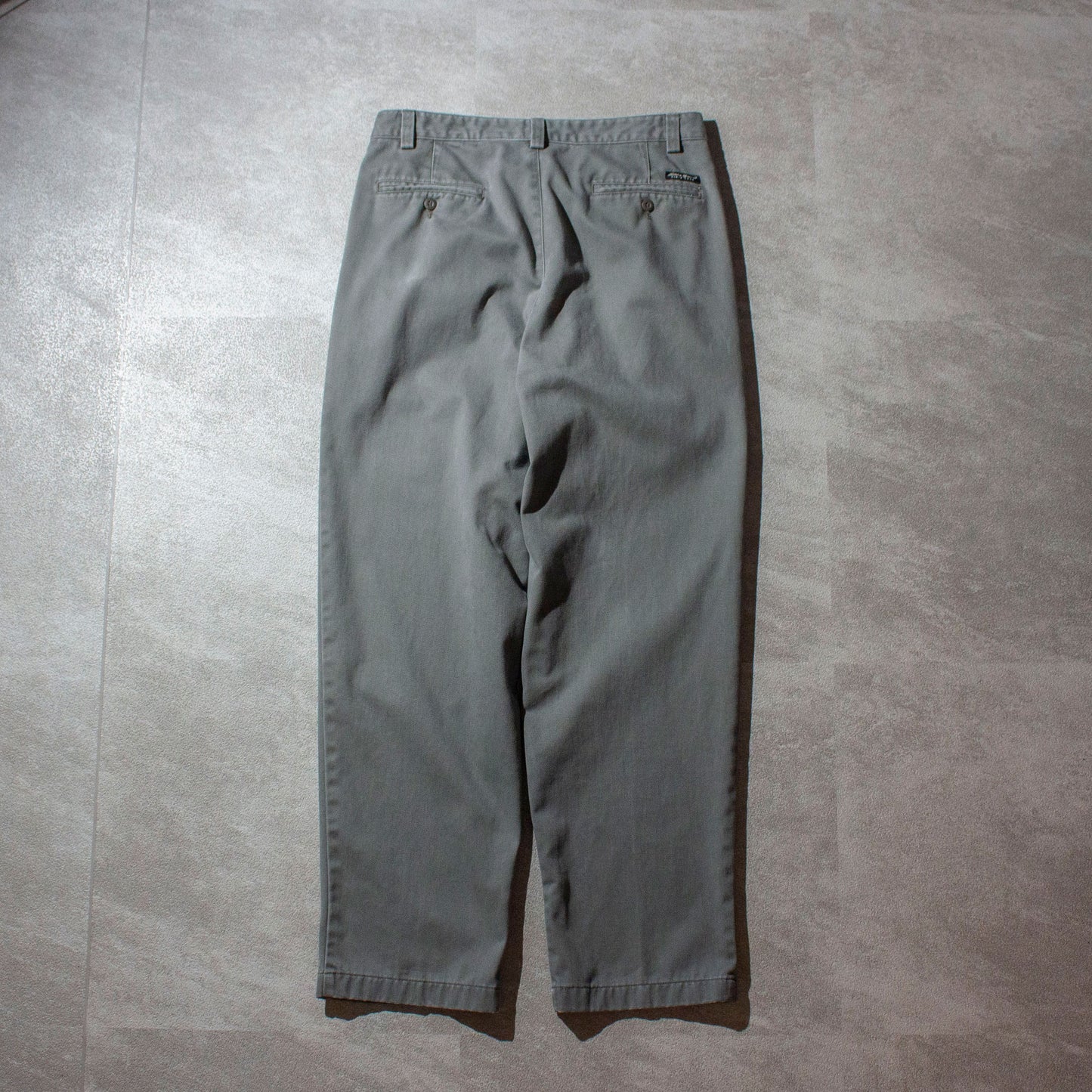 2Tucks Relaxed-fit Chino pants