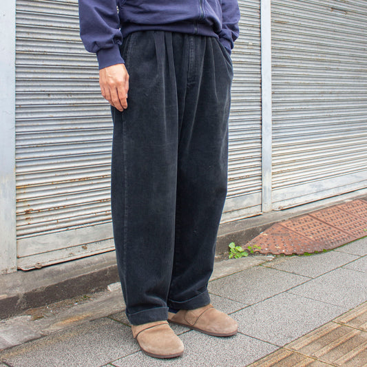 2Tuck Corduroy Trousers