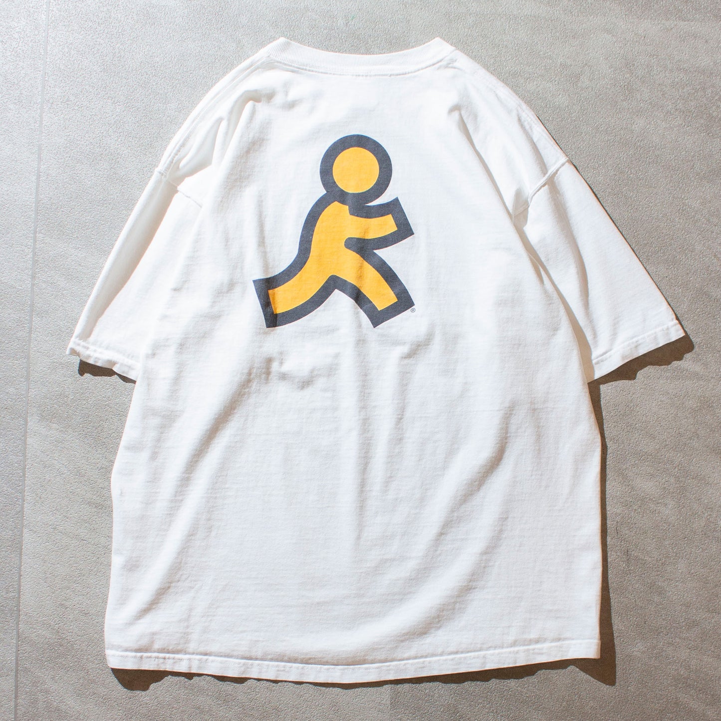 "American Online(AOL)" T-shirt