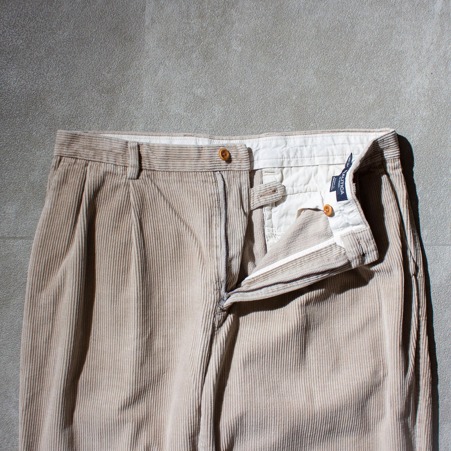 2Tuck Corduroy Pants