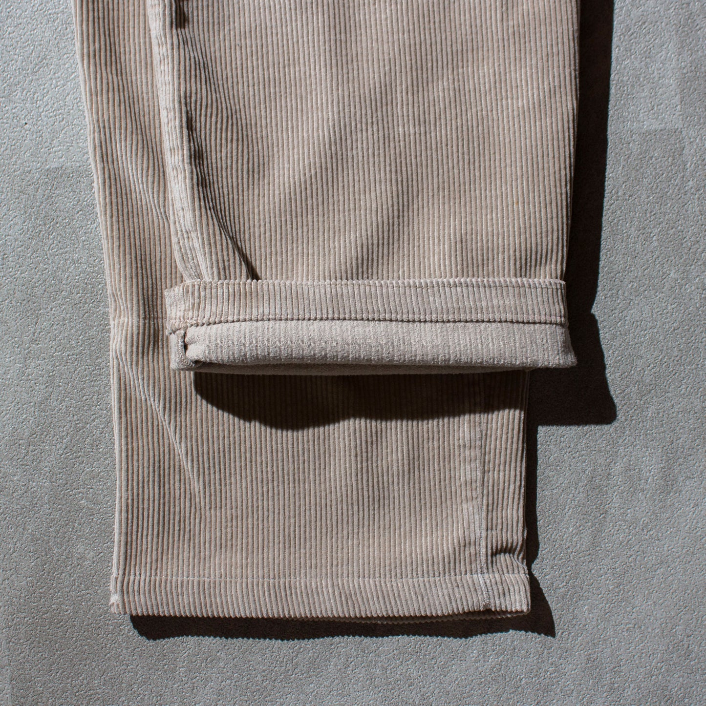 2Tuck Corduroy Pants