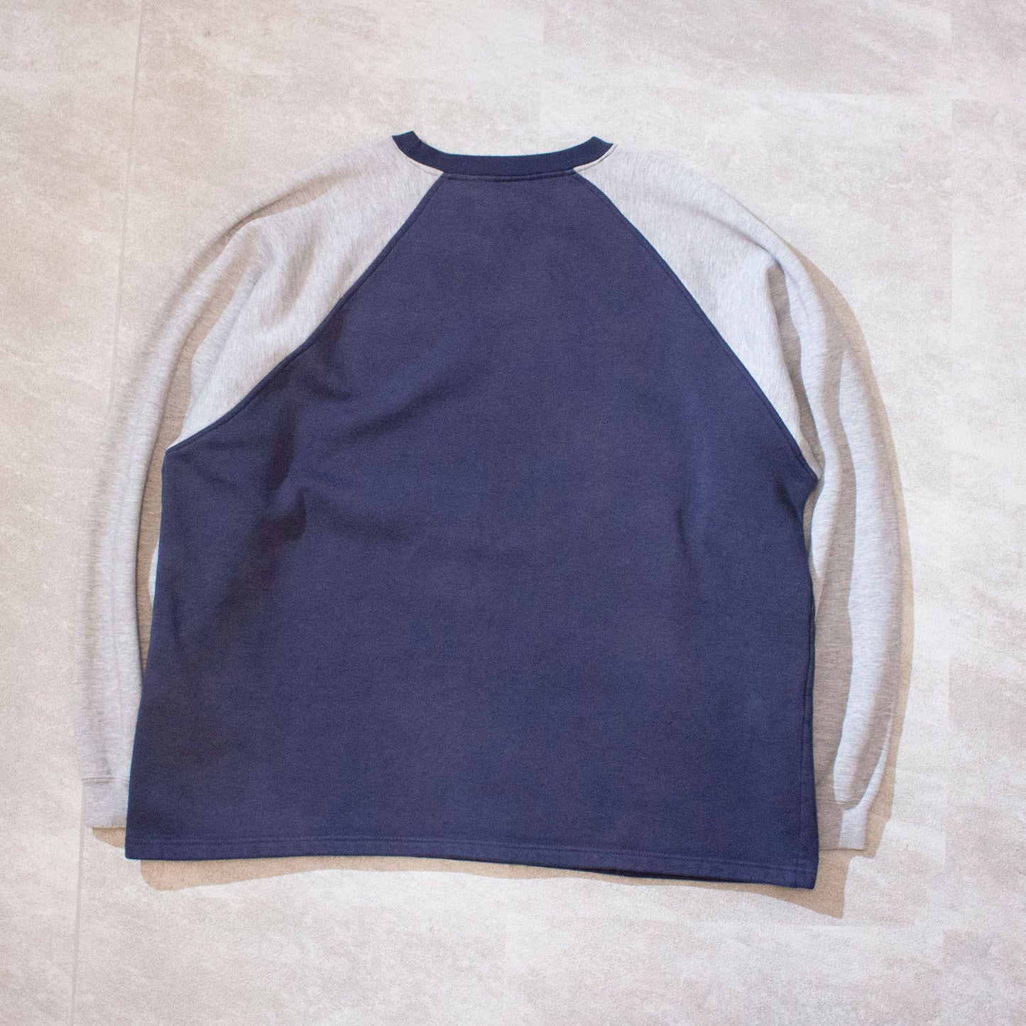 Raglan Crewneck Sweat