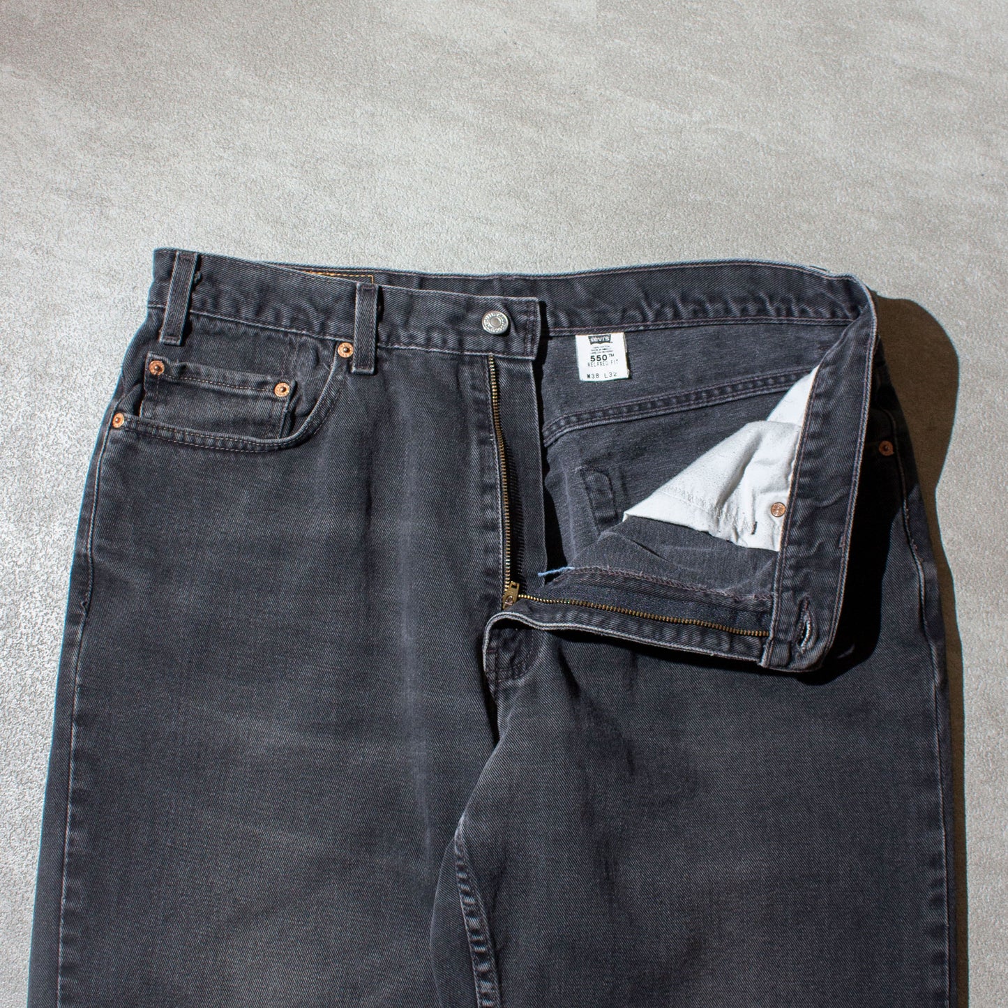 550 RELAXED FIT "後染め" Black Denim Pants
