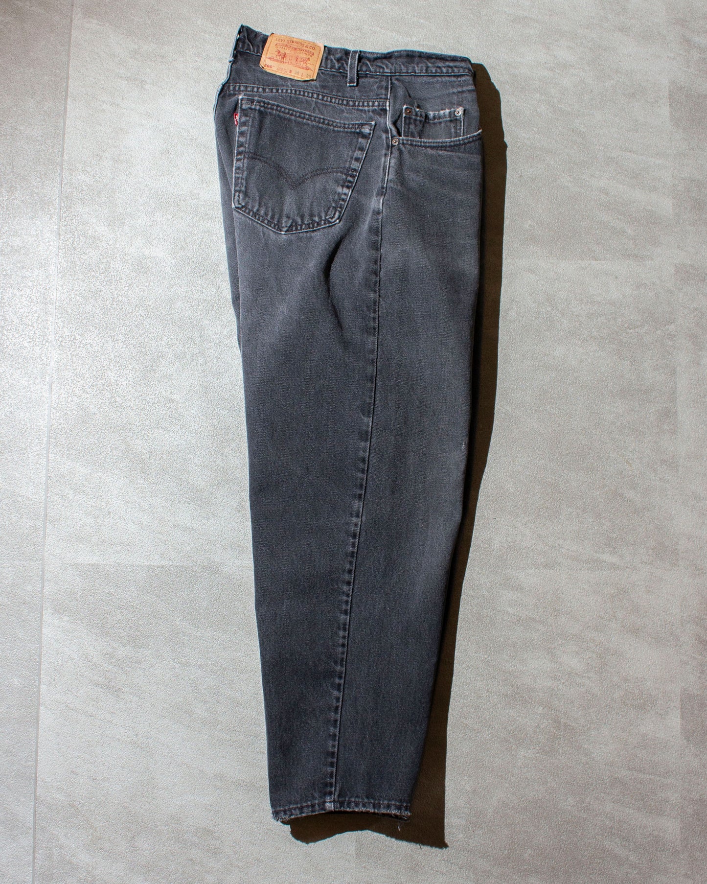 560 "LOOSE FIT TAPERED LEG "後染め" Black Denim Pants Made in U.S.A.