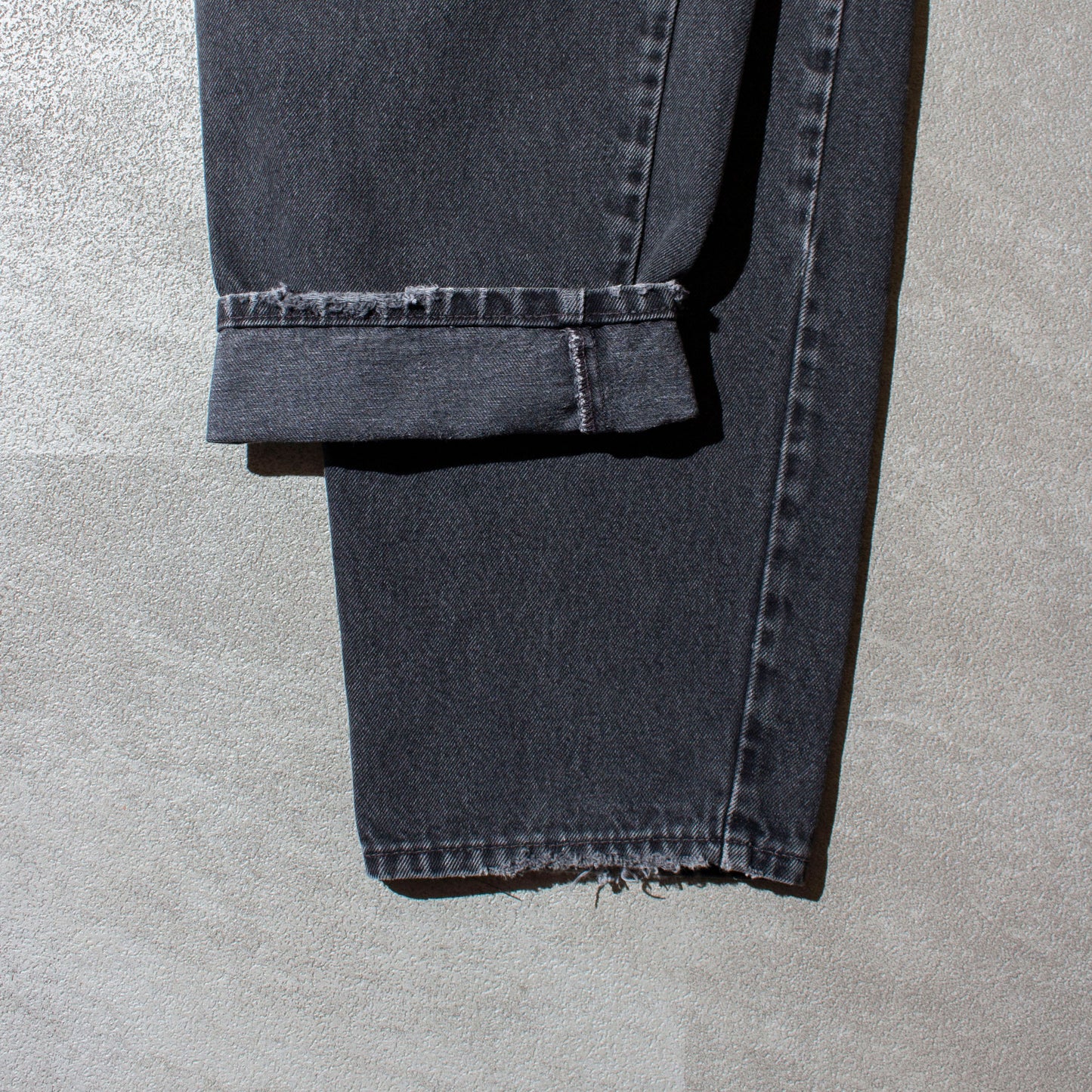560 "LOOSE FIT TAPERED LEG "後染め" Black Denim Pants Made in U.S.A.