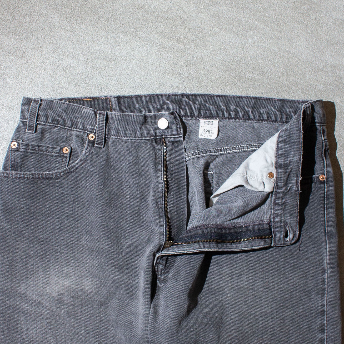 505 REGULAR FIT "後染め" Black Denim Pants