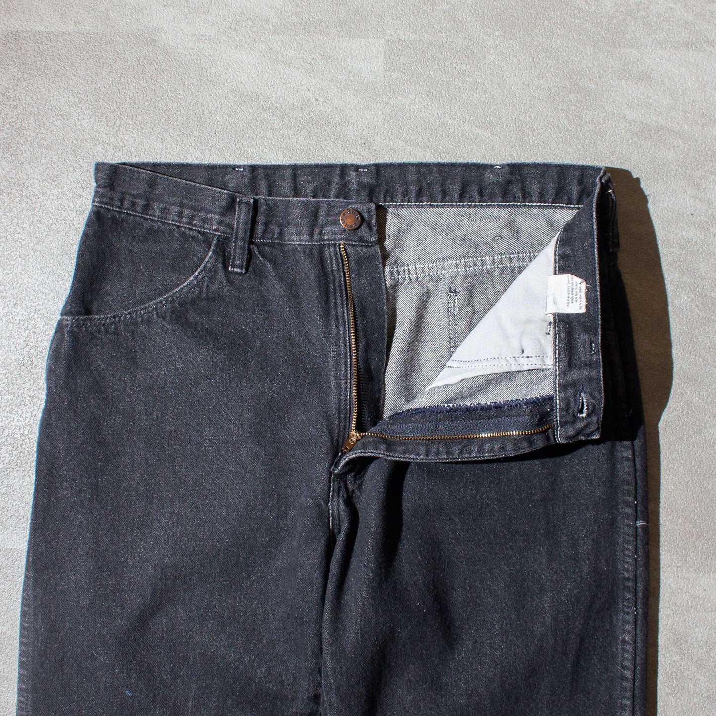 Regular Straight "先染め" Black Denim Pants