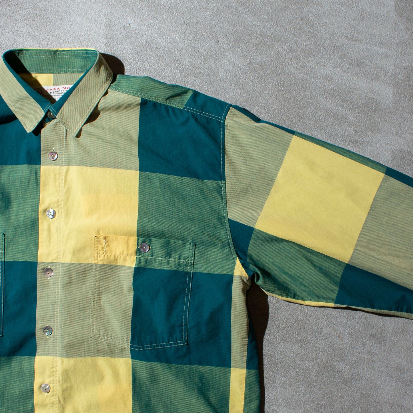 Large Check Pattern Shirt