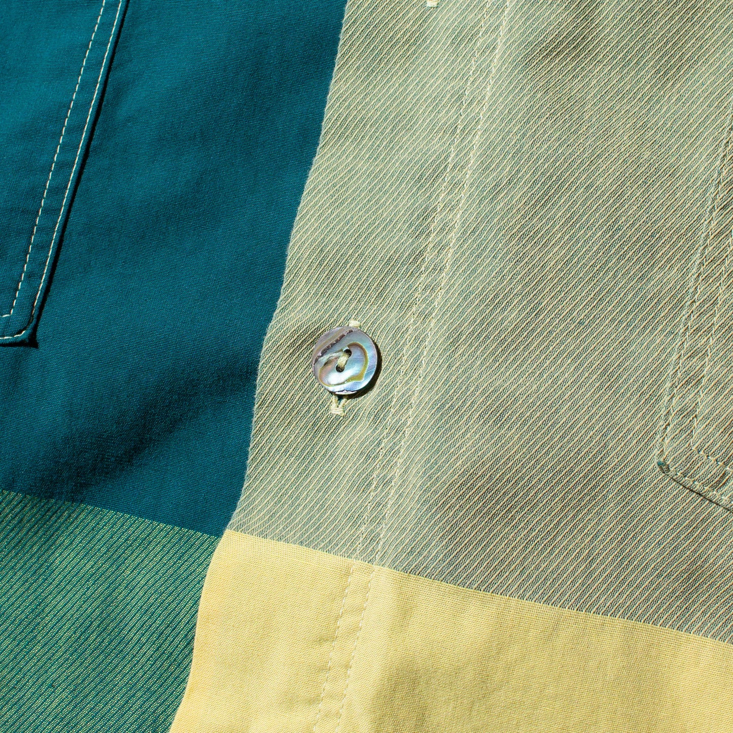 Large Check Pattern Shirt