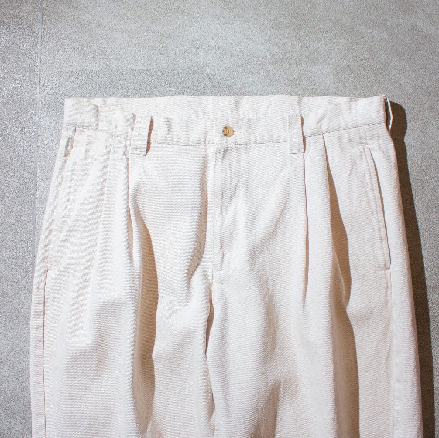 2tuck Denim Slacks / Ivory