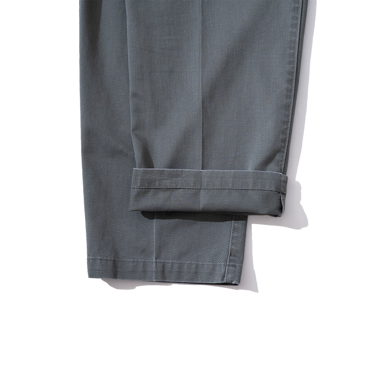 2Tucks Chino Pants