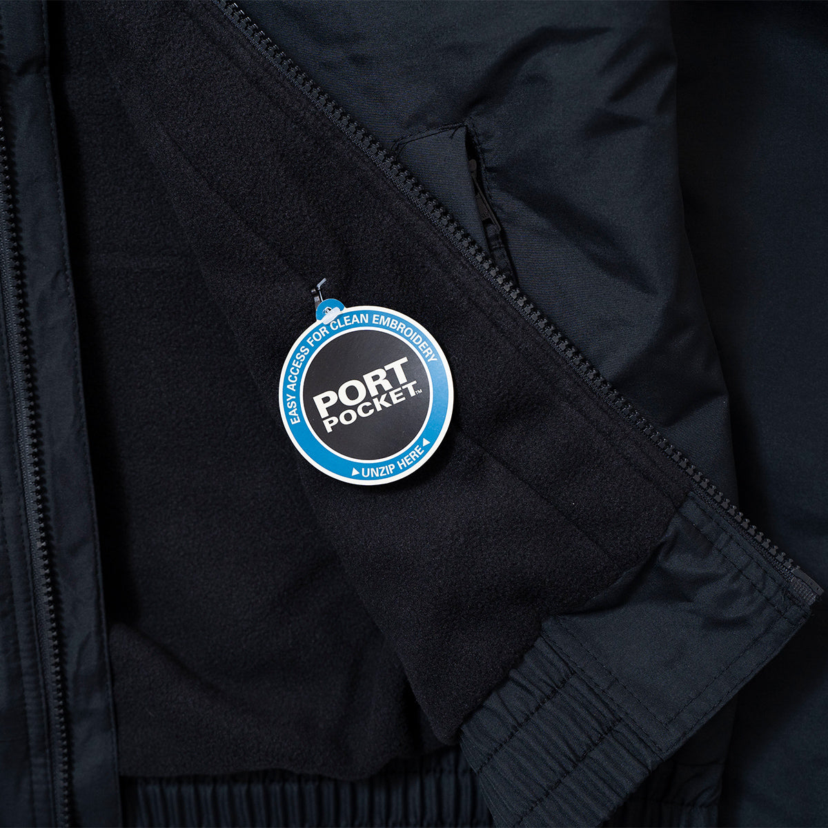 Lightweight Charger Jacket / TRUE BLACK