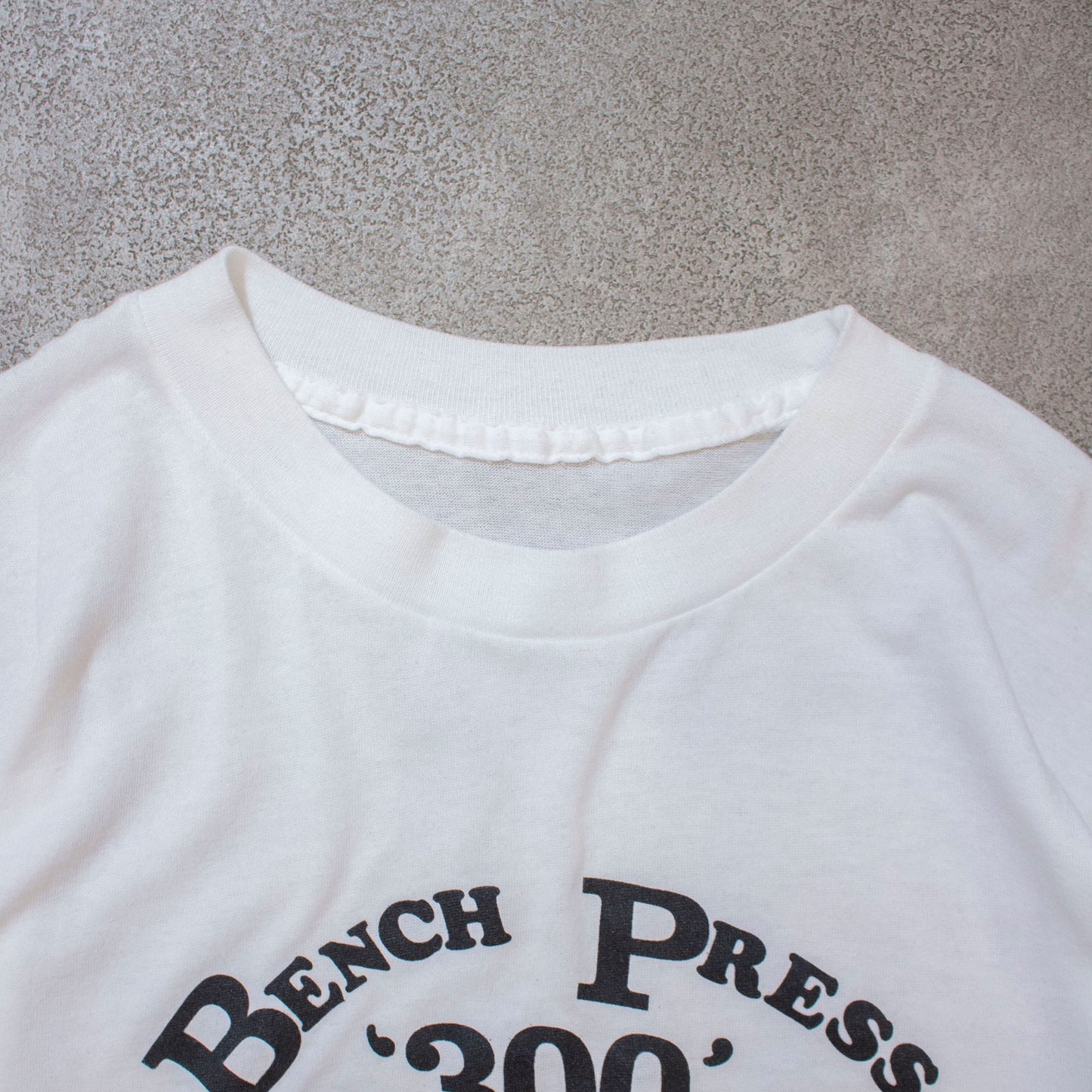 Bench Press 300lbs T-shirt【About L】