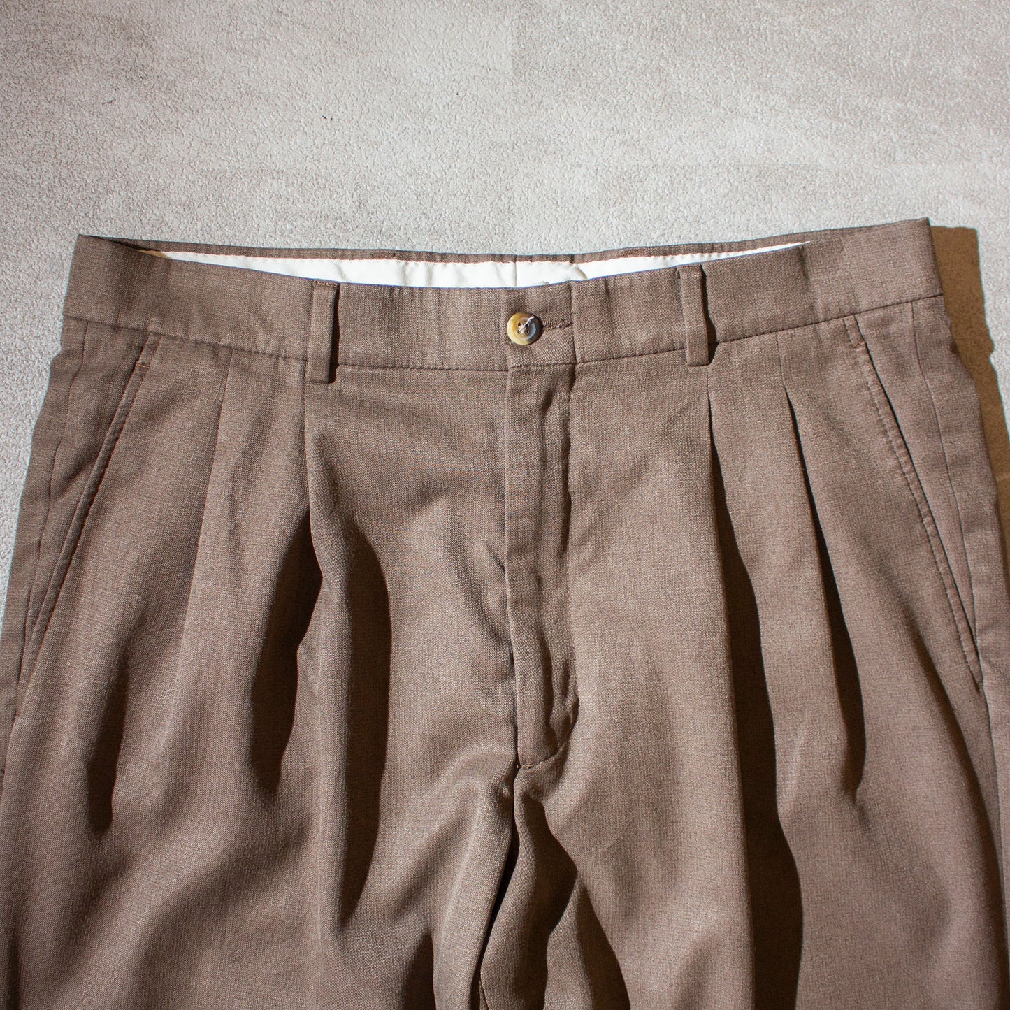Traveler 2tuck Slacks