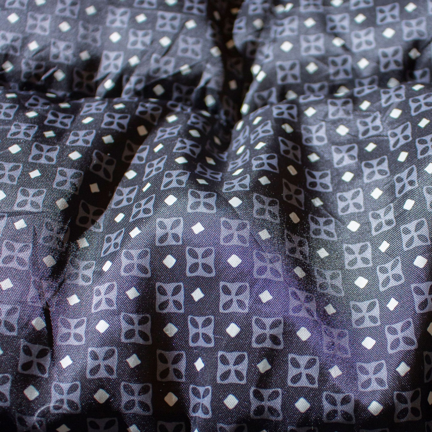 Komon Pattern Down Jacket