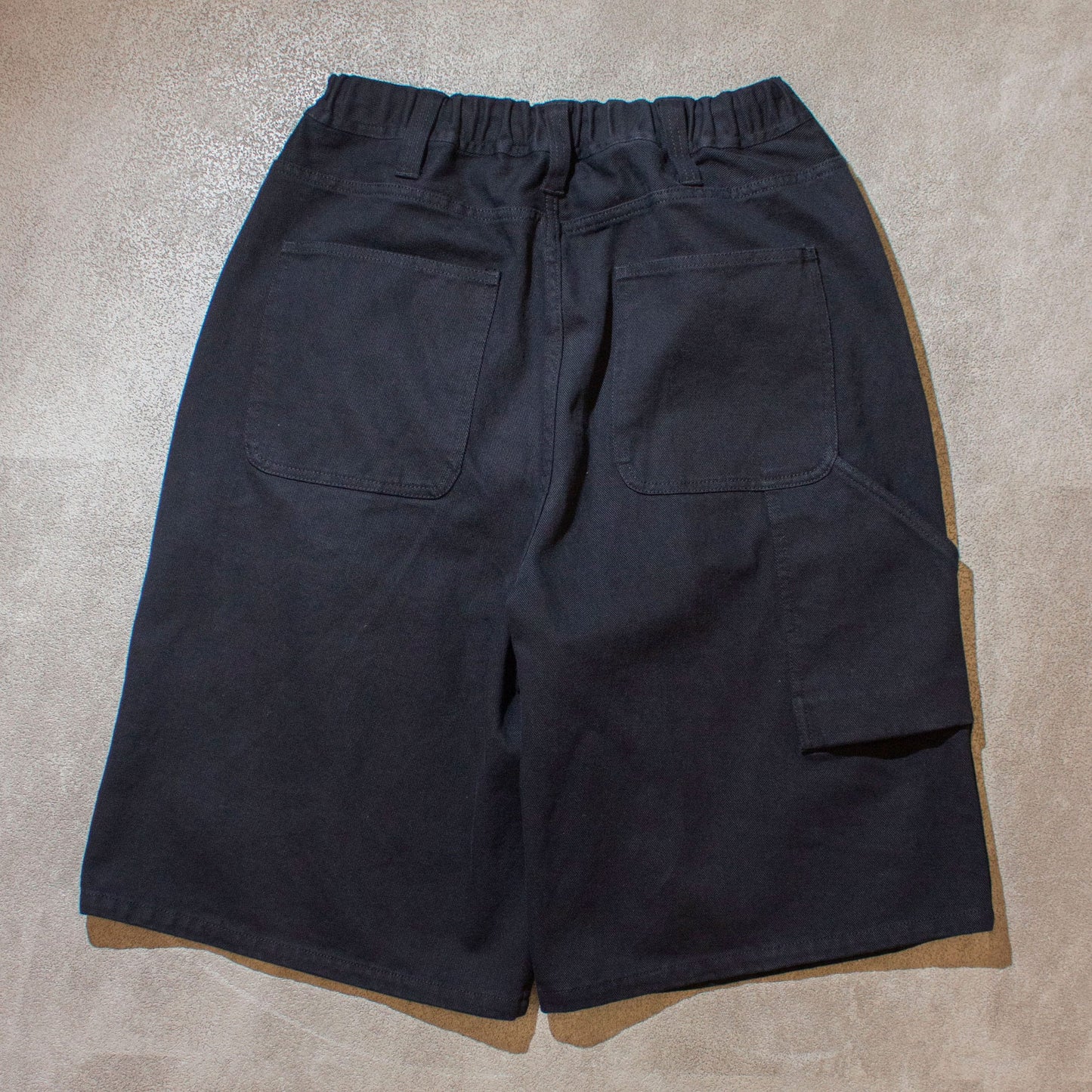 Bottle-Pocket Easy Shorts / Black
