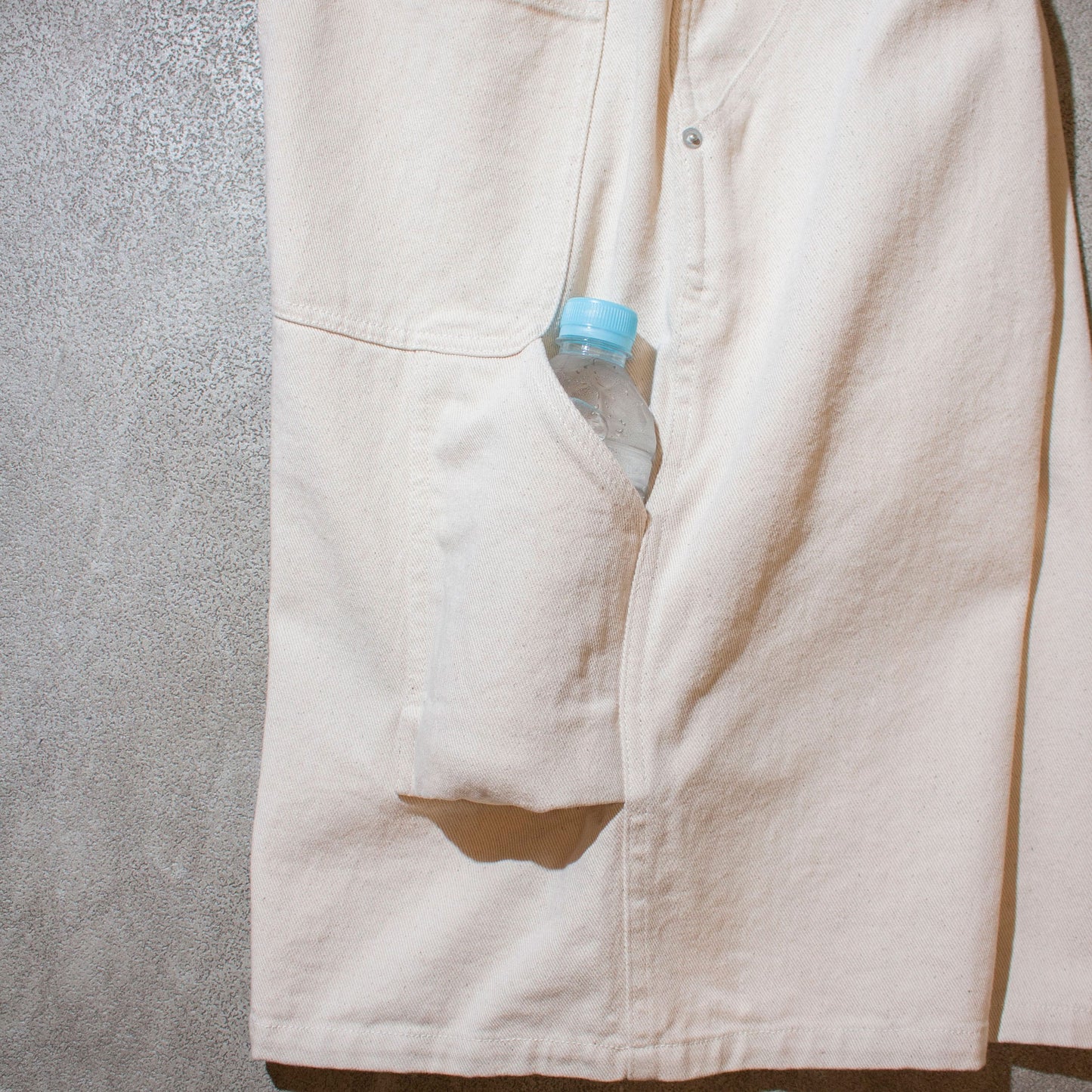 Bottle-Pocket Easy Shorts / Ivory