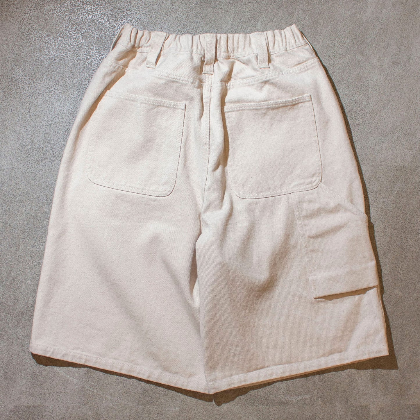 Bottle-Pocket Easy Shorts / Ivory
