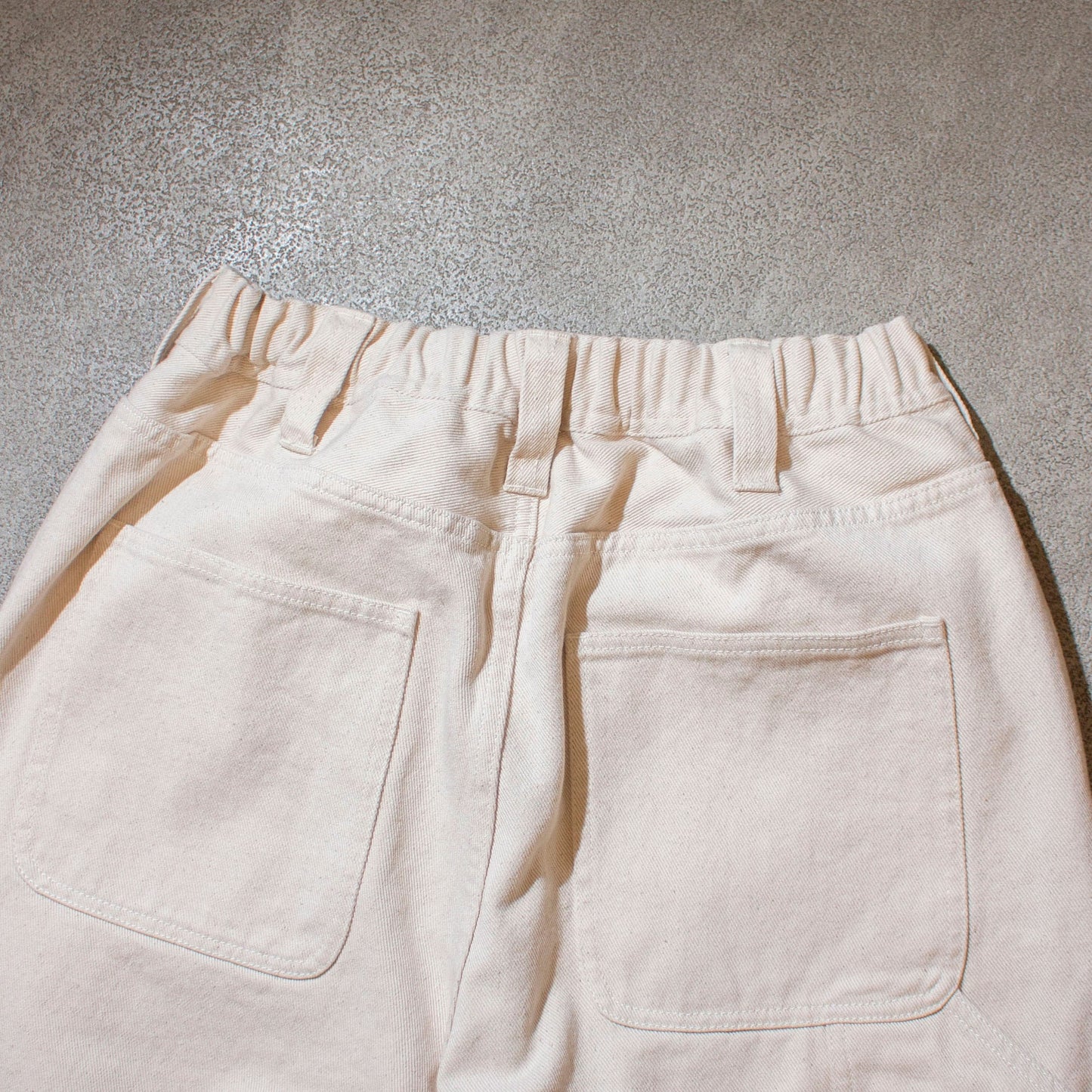 Bottle-Pocket Easy Shorts / Ivory