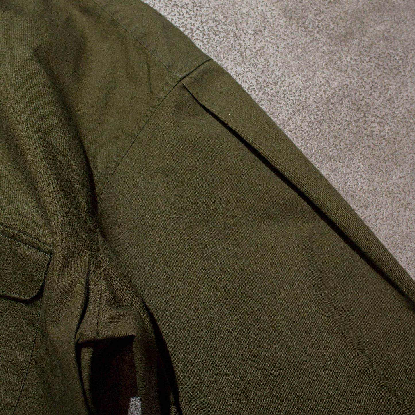 Cotton Tuck Shirt / Khaki【M】
