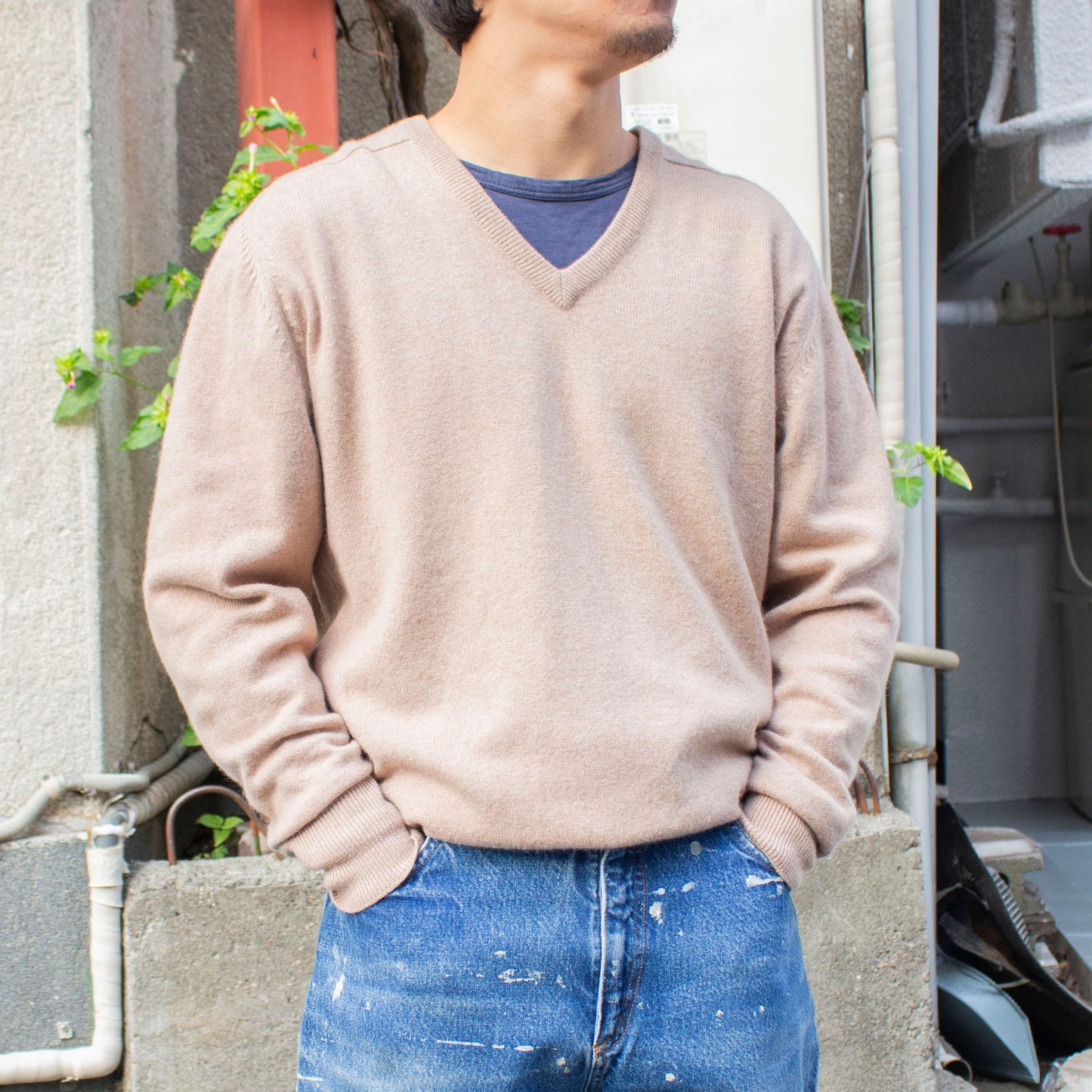 V-neck Cashmere Knit