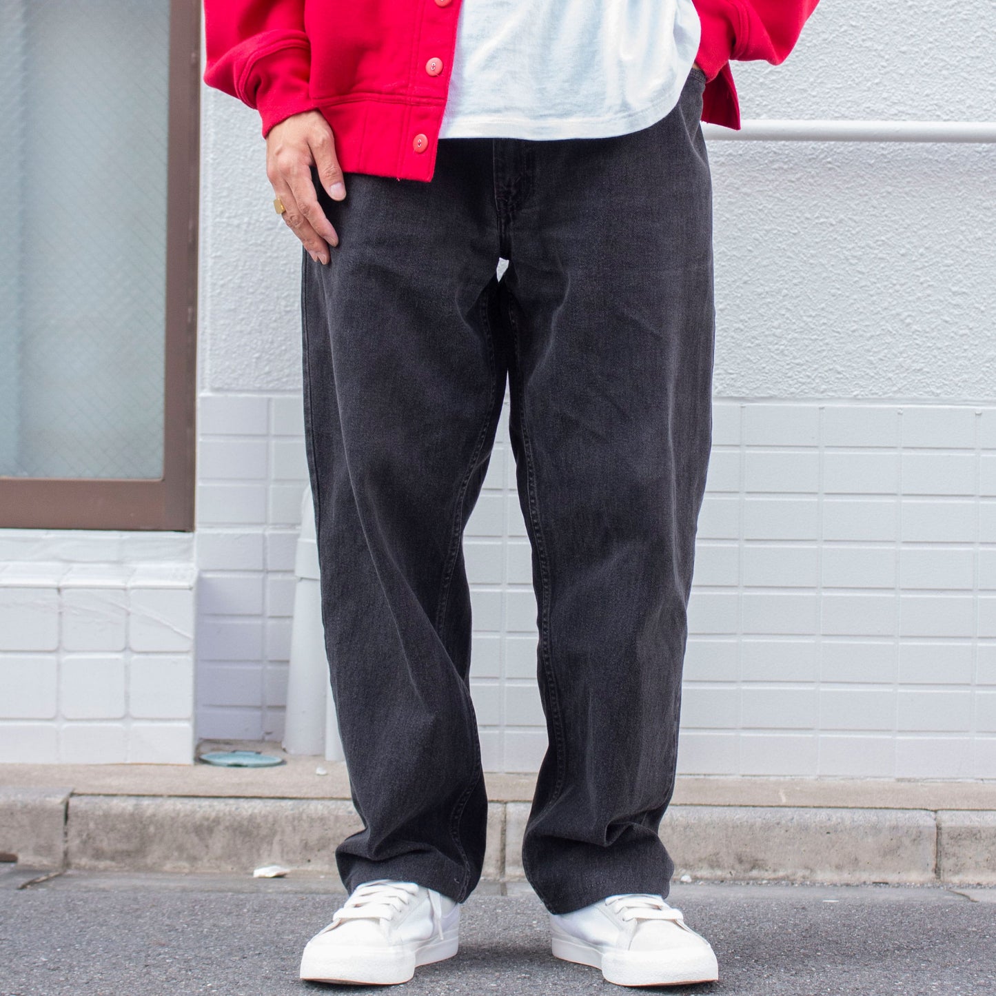 560 Relaxed Fit Black Denim Pants【W35×L29】