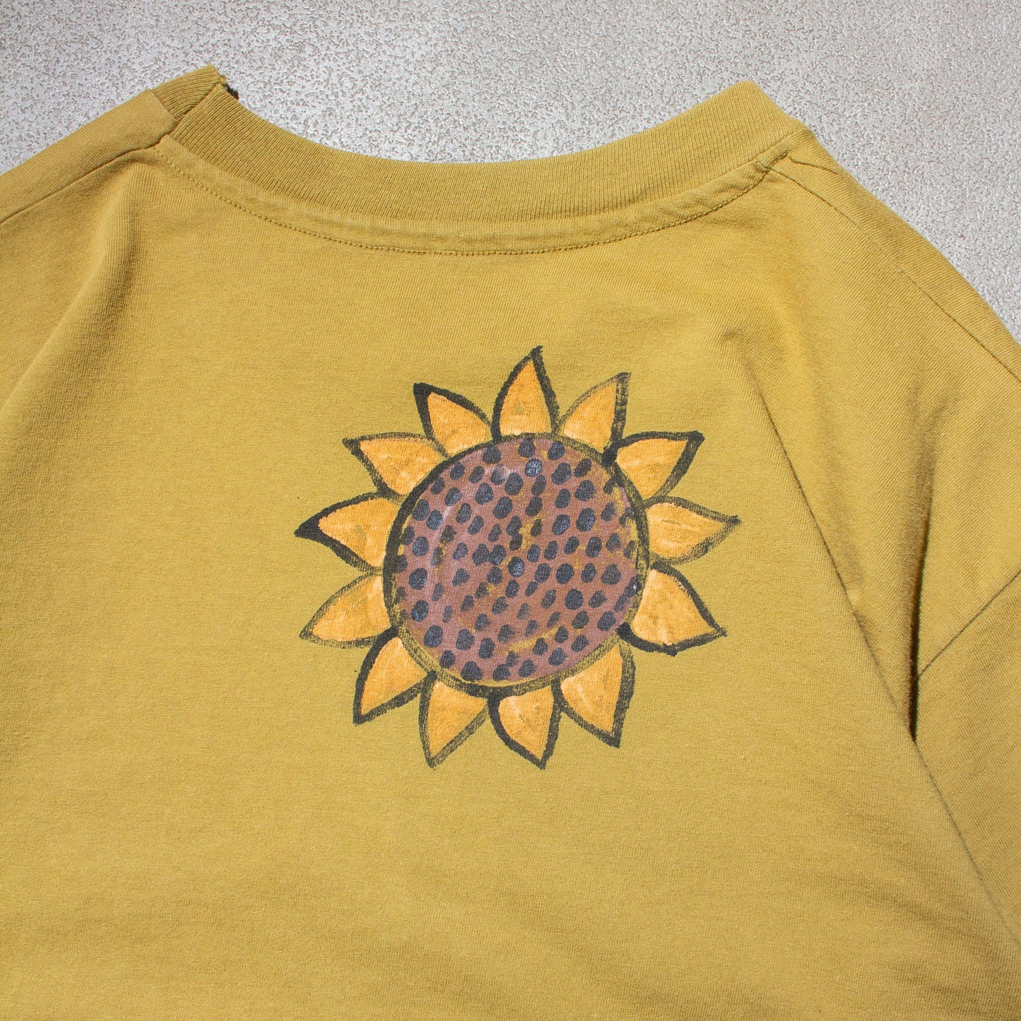"Sunflower Art" T-shirt【About L】