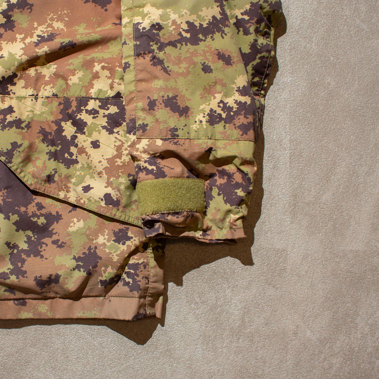 Camo Nylon Blouson【About M】