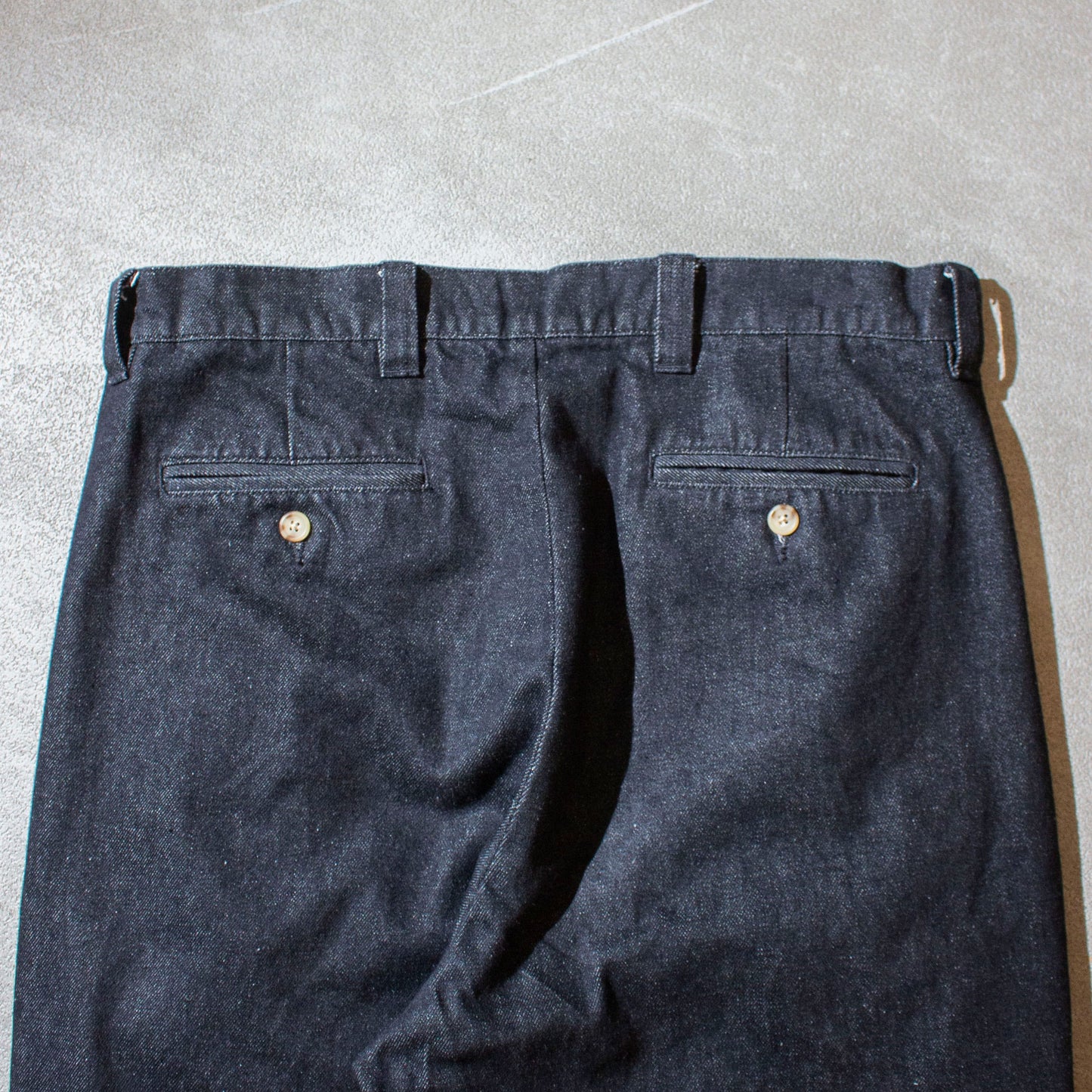 2tuck Denim Slacks / Black