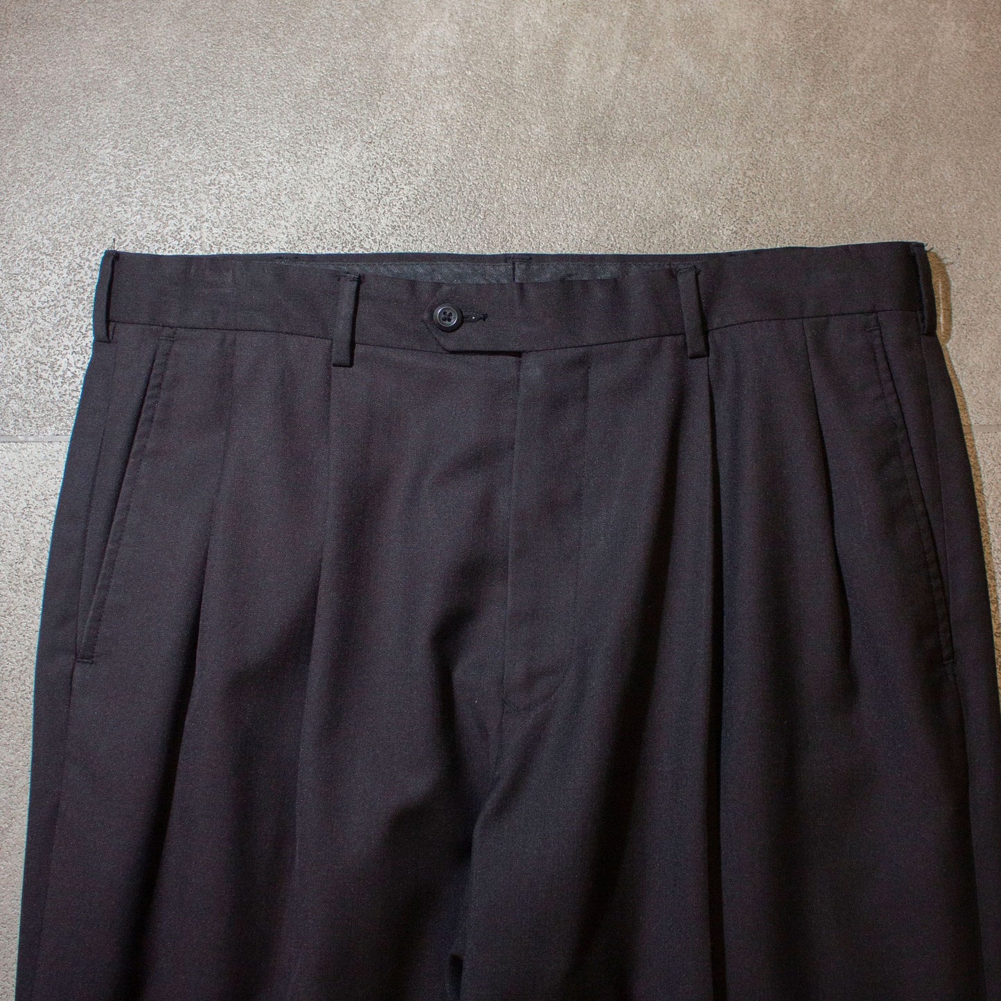 2tuck Wide Tapered Slacks【34×29】