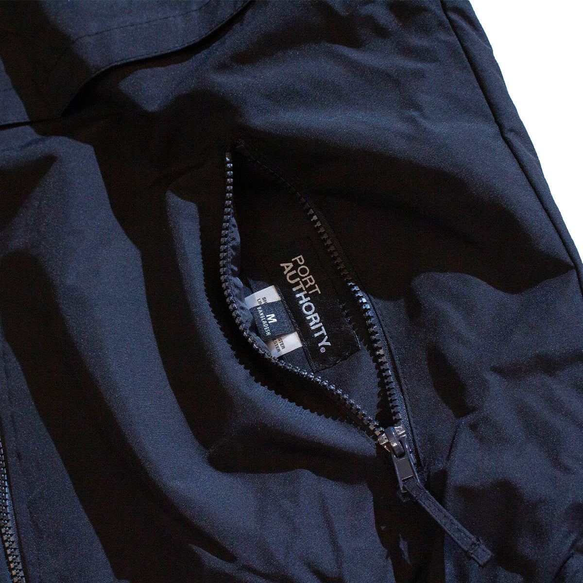 Reversible Charger Vest / True Black